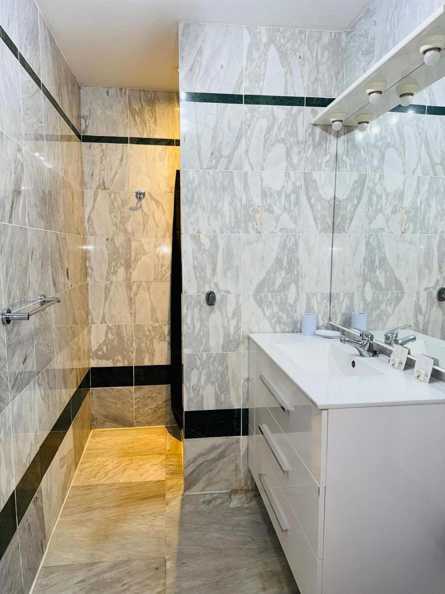 Rio'S Apartment Los Cristianos 阿罗纳 外观 照片